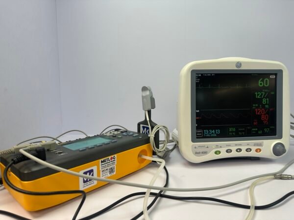 GE Dash 4000 Patientenmonitor mit Zubehör