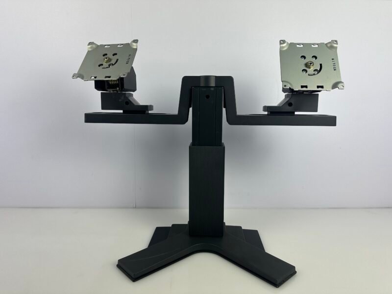 Doppel-Monitorhalterung mit Standfuß und zwei schwenkbaren Monitoraufnahmen