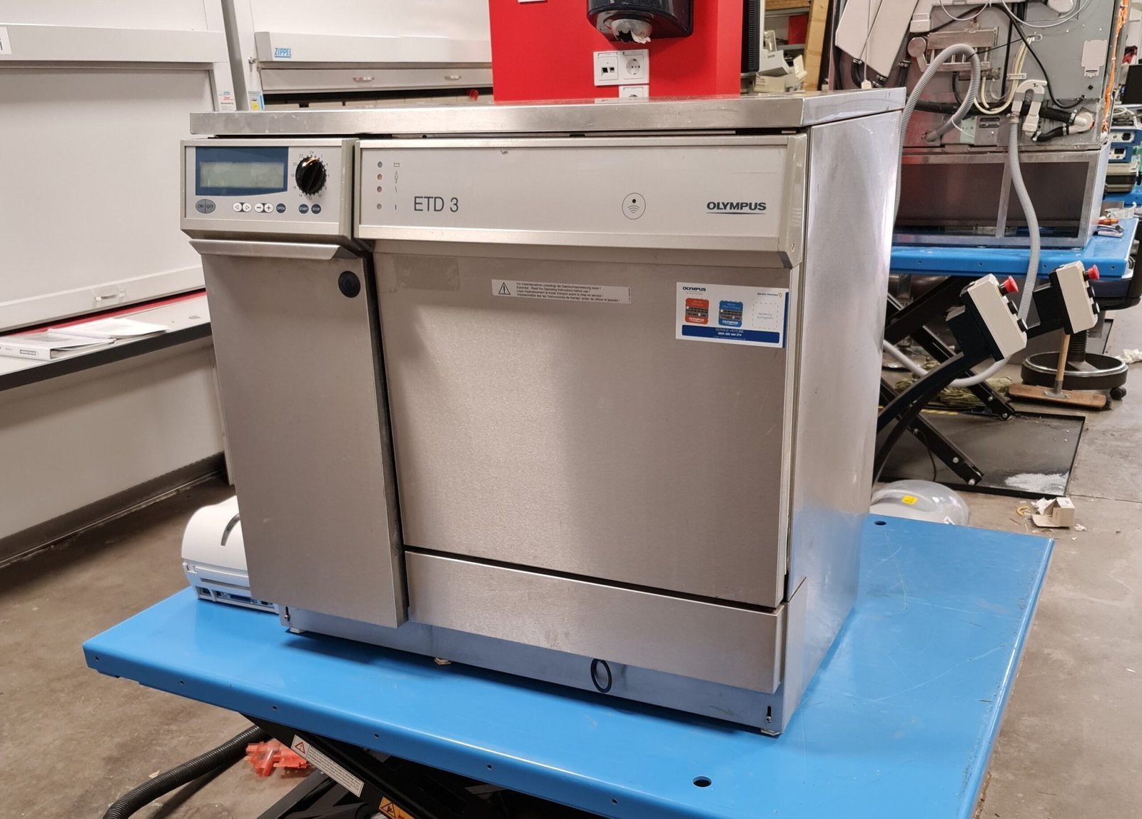Olympus ETD 3 in der Werkstatt vor der Prüfung
